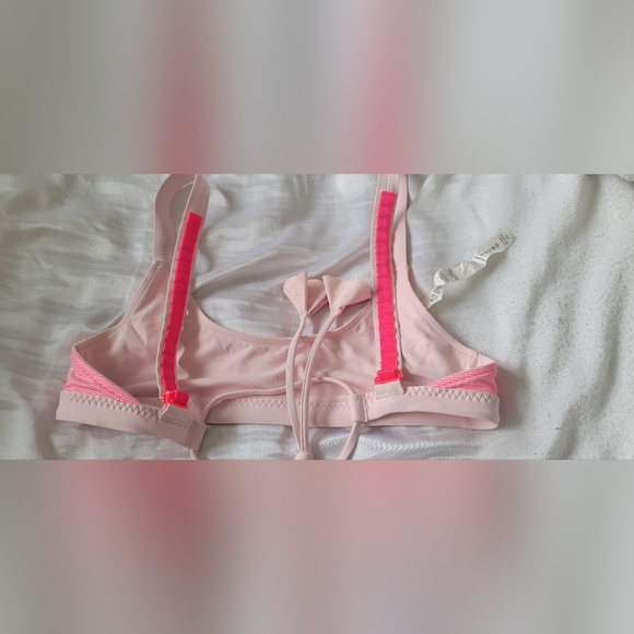 Lululemon Bra - Picture 2 of 7